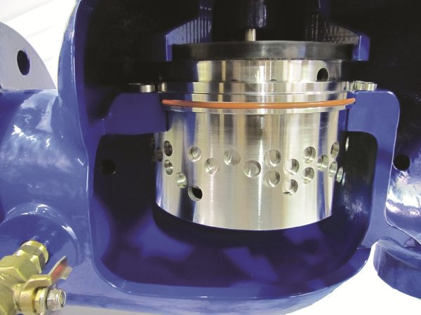 rsz_optimized-anti-cavitation_trim_control_valve_cut_out1